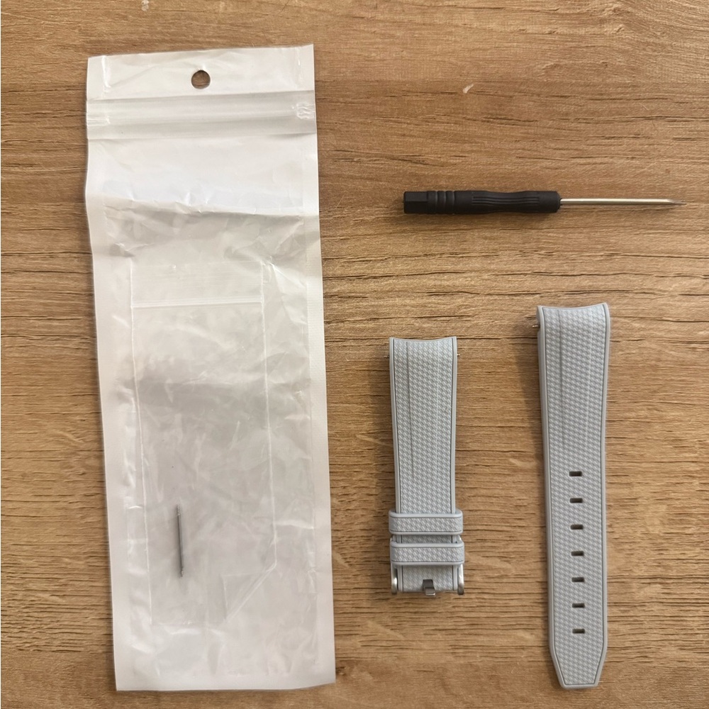 Textured Silicone Watch Strap for Swatch x Omega MoonSwatch - Picture 2 of 3